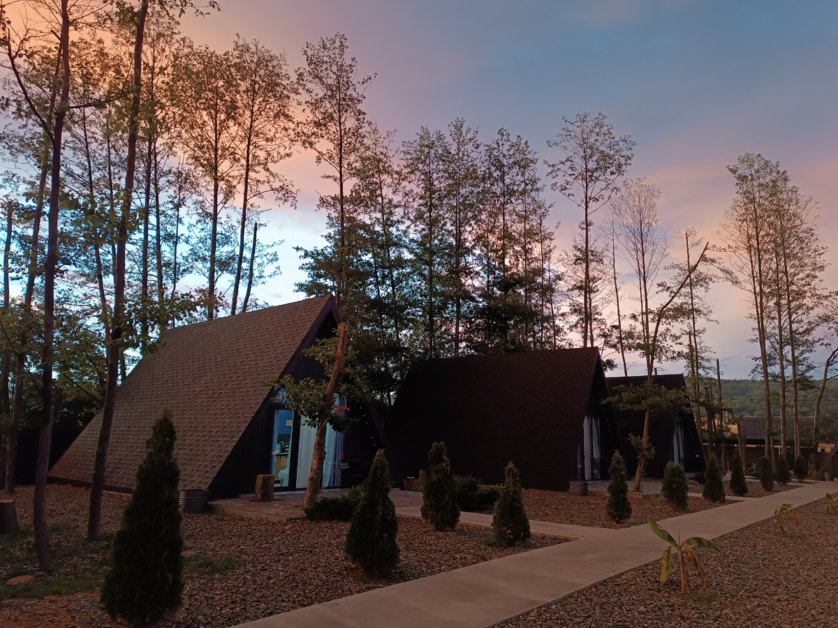 Термоотель "Псыгупс", июль 2024 года. Фото автора.