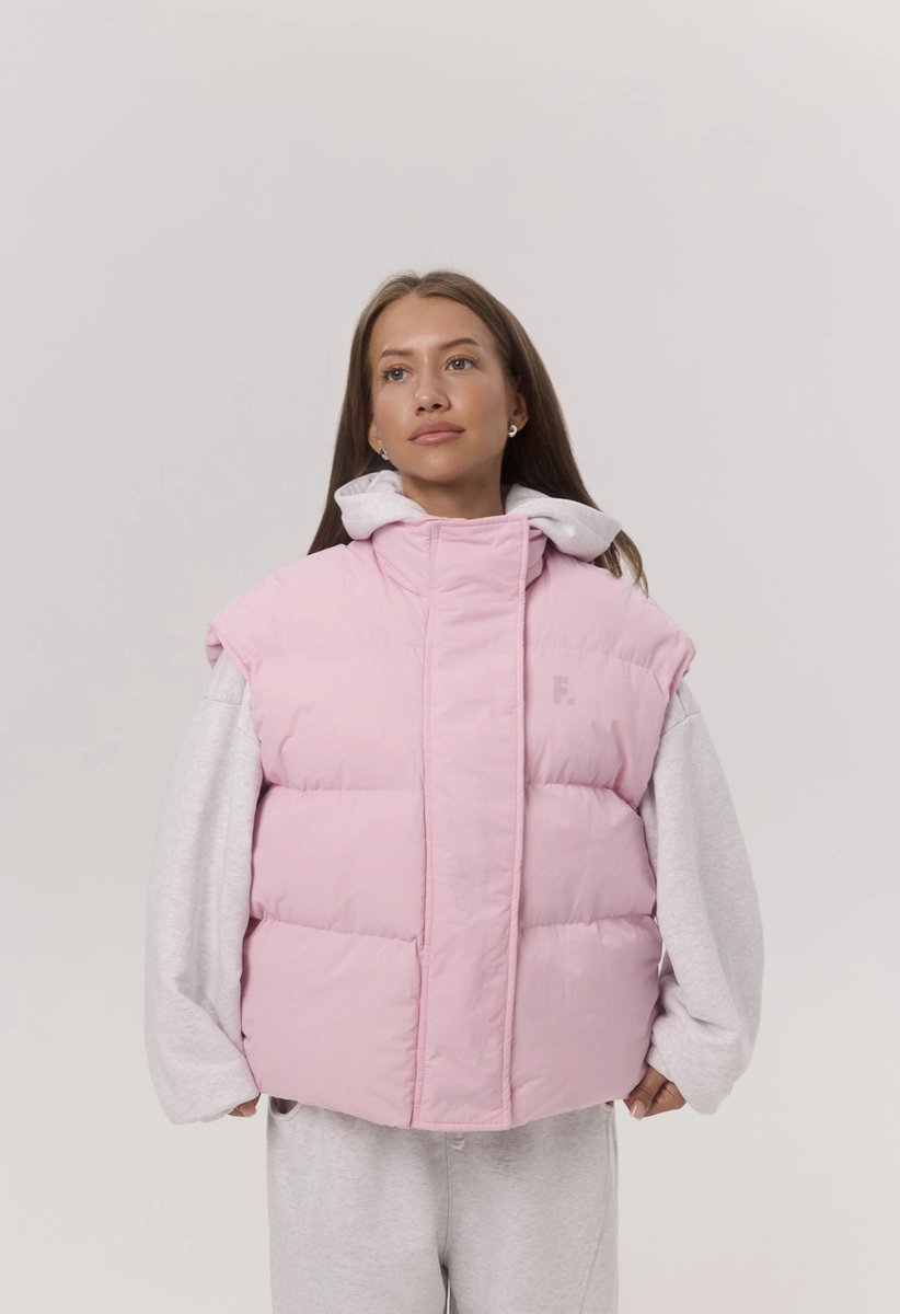 Увидела эту и влюбилась! Но удалось поймать только один размер, может она мне и не подойдет( 