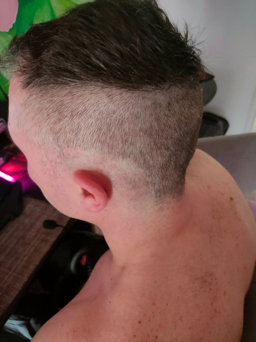 Снова подстригла