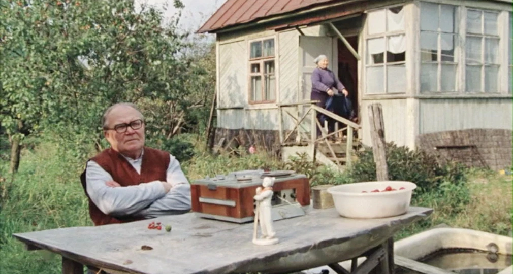 Почему в СССР раздавали именно по 6 соток. Почему не 5 или 10?