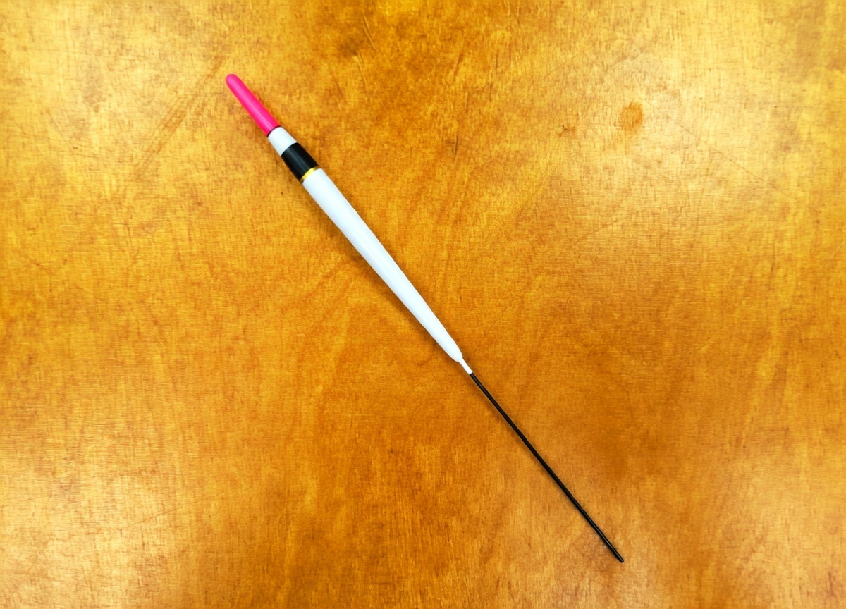 Поплавок с одной точкой крепления очень чуткий