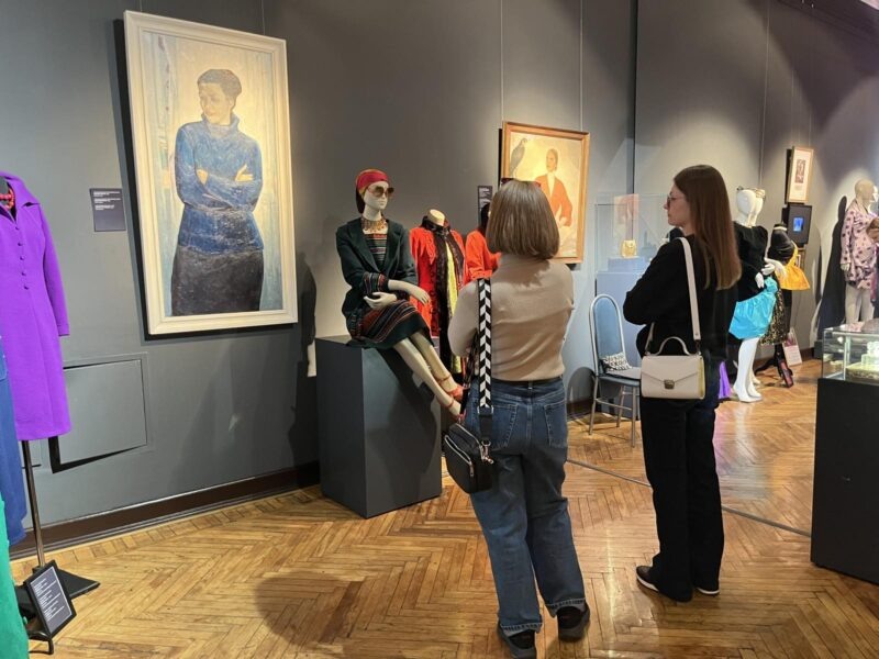 Листайте вправо, чтобы увидеть больше изображений