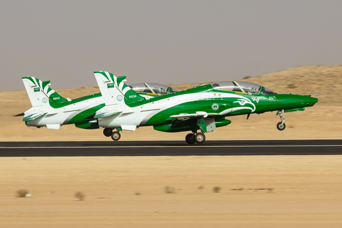 British Aerospace Hawk 65A (8804, 8809) "Saudi Arabia - Air Force"