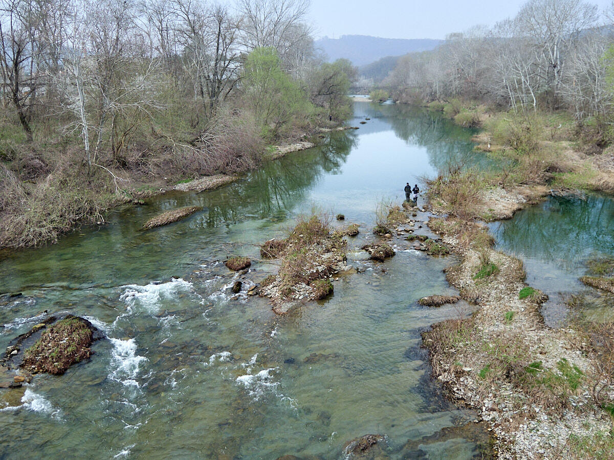 прогулка начинается с моста через реку Псекупс