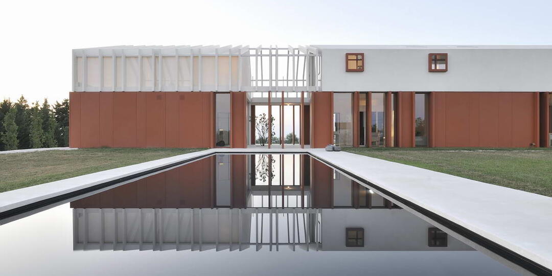 Воскресная коллекция: Домик на крыше, Дом среди полей и ещё 3 замечательных дома в Италии