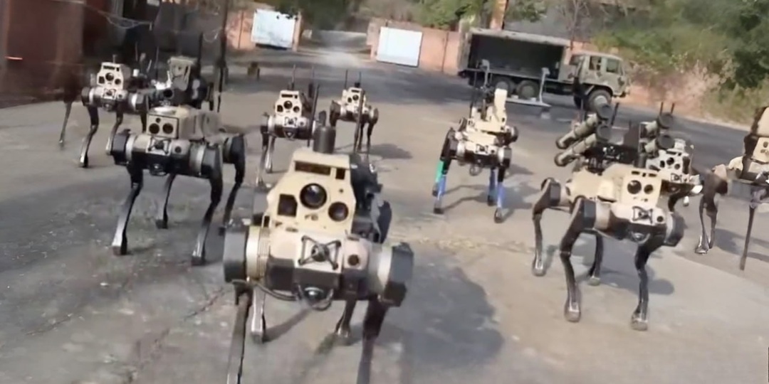 Китайская армия разработала боевых роботов с «коллективным мышлением