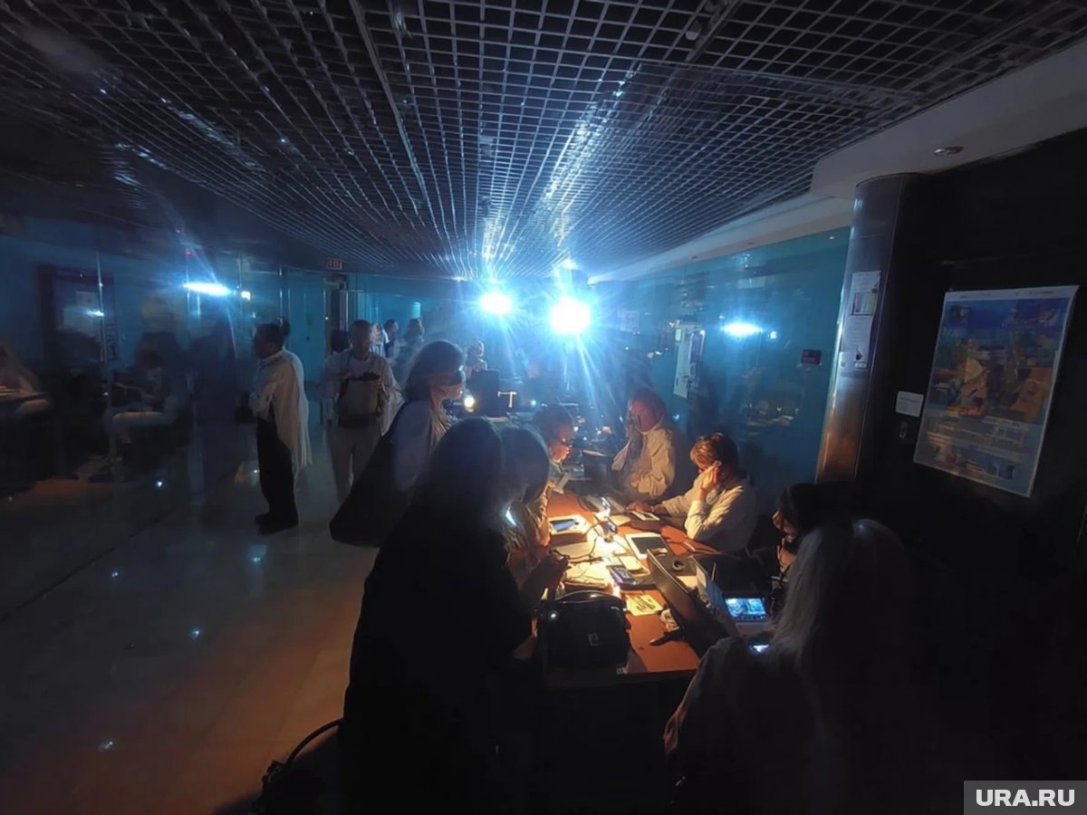     Несколько районов Чечни остались без света из-за непогоды