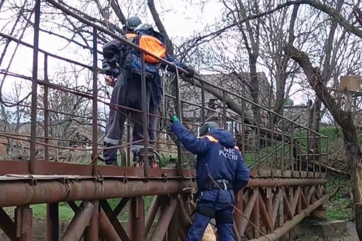    Последствия сильного ливня в Ингушетии устраняют 12 спасателей