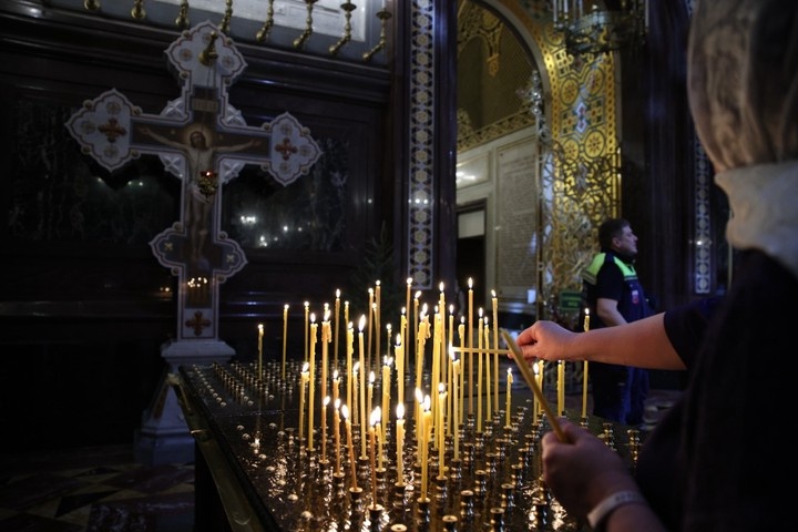 Поминовение усопших: как заказать сорокоуст и панихиду