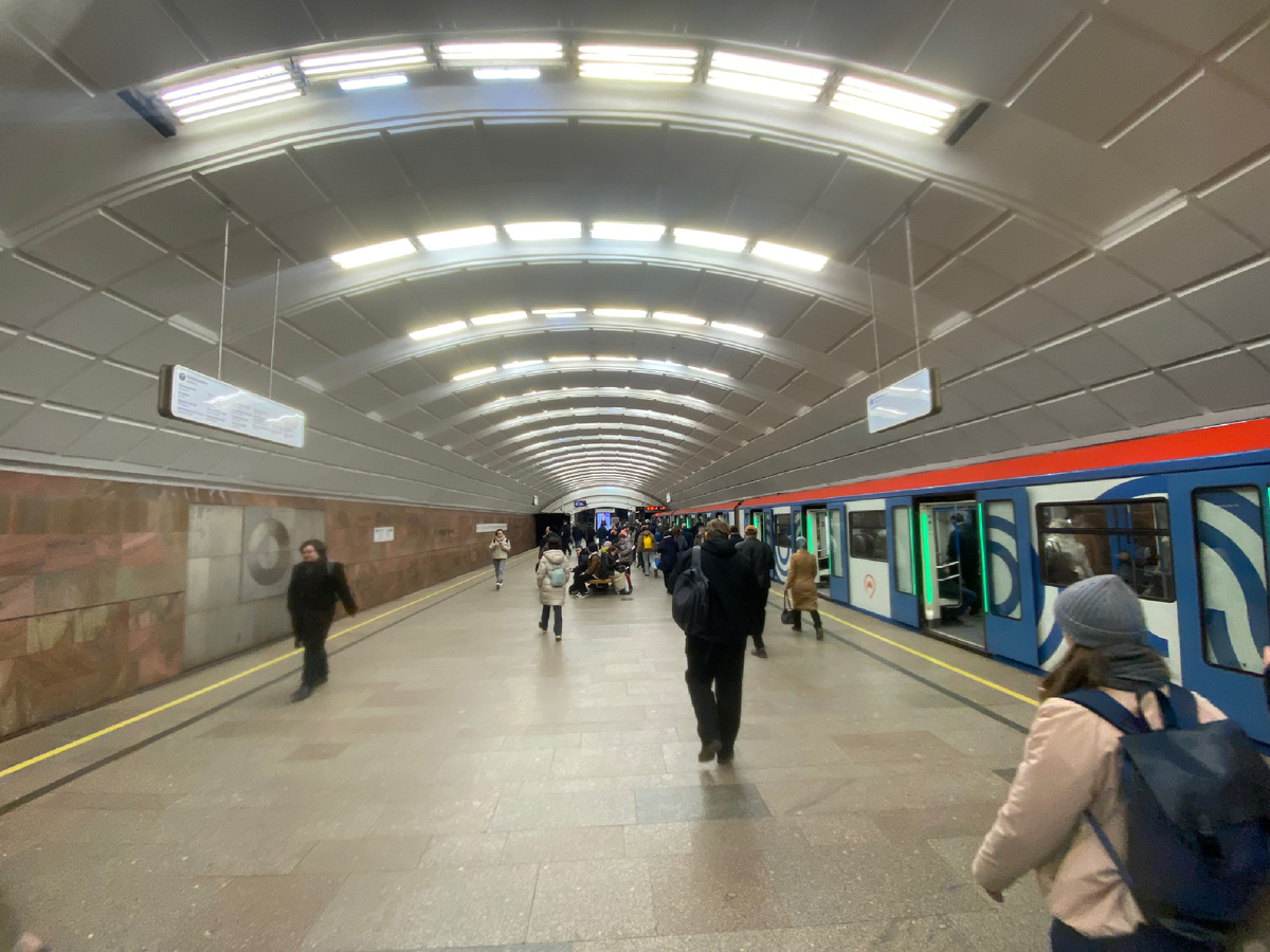 «Сходненская» — единственная в своём роде односводчая станция Московского типа 