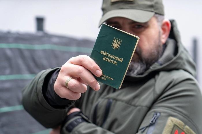 Обложка © Shutterstock / FOTODOM / ShapikMedia