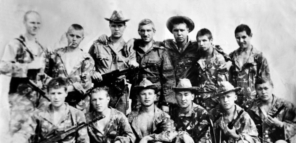 "Жалко бойцов, прикрывших наш отход, большая часть их там и осталась": кардан о службе в советском пограничном гарнизоне Андхой в ДРА