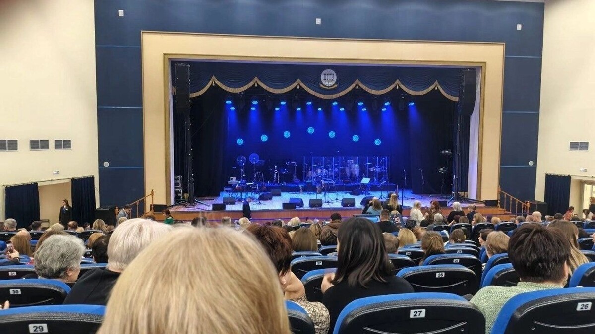    Елена Ваенга после пяти концертов в Ростове даст еще один в октябре   rostovgazeta.ru