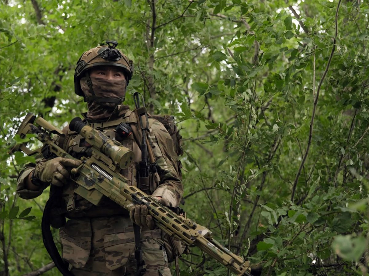     Российские войска продолжают освобождать населенные пункты в зоне СВО