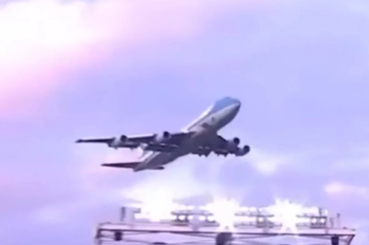    В США подняли вертолеты после сообщения о БПЛА рядом с бортом Трампа