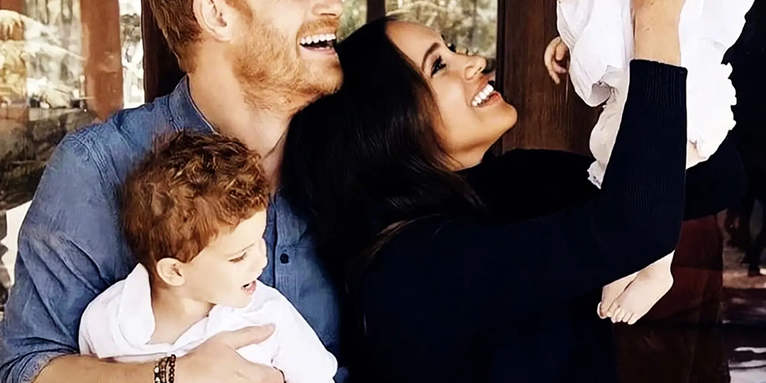 Сассекские пытаются осваивать новые горизонты в бизнесе по тор/говл/е своими де/ть/ми, но пока топчутся со старыми идеями