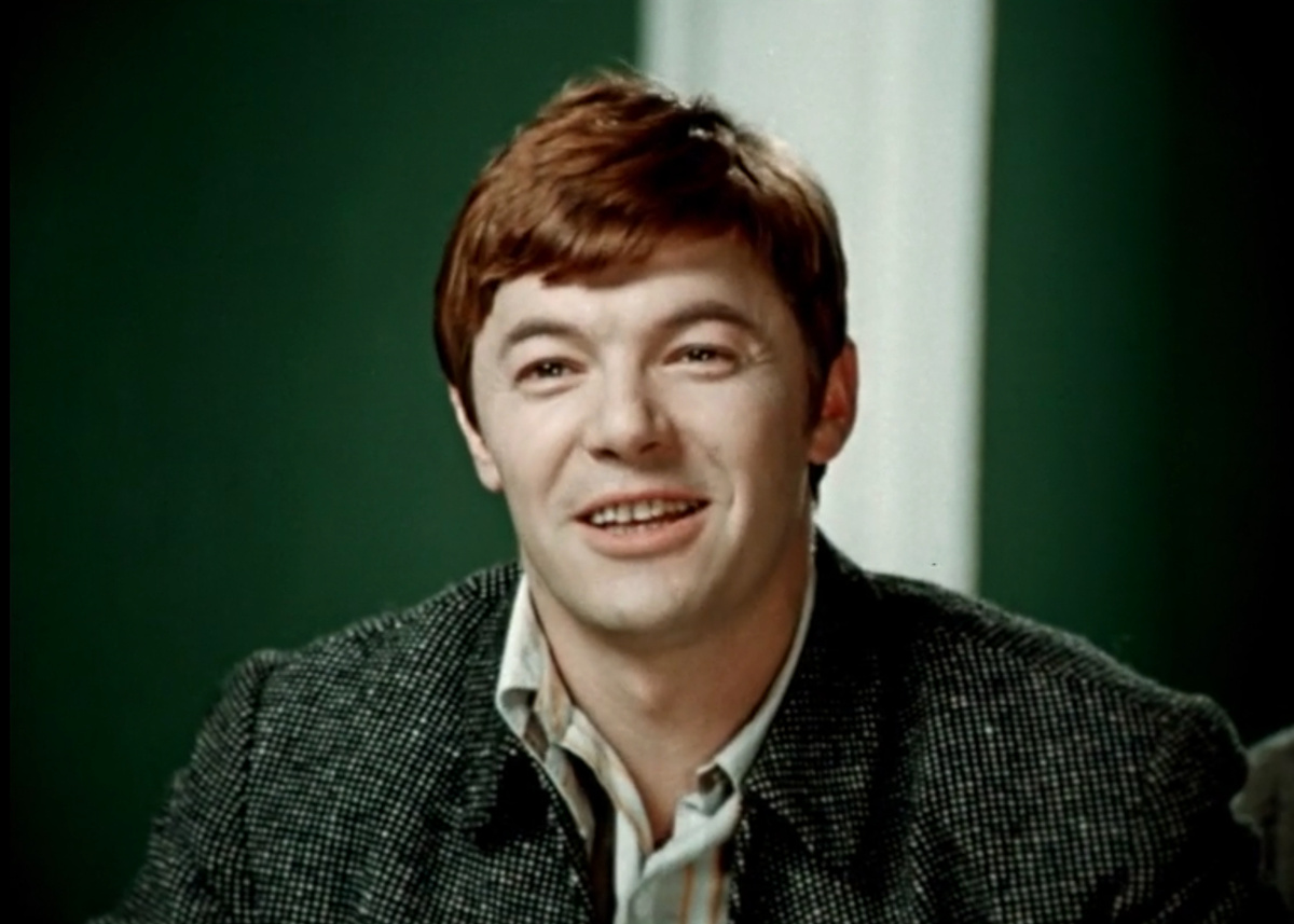 Кадр из кинофильма "Большая перемена", 1972 г., режиссер Алексей Коренев, сценаристы Алексей Коренев, Георгий Садовников, композитор Эдуард Колмановский (скриншот)