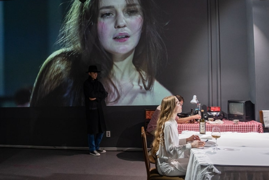 Изображение взято с сайта Казанского Государс твенного ТЮЗ