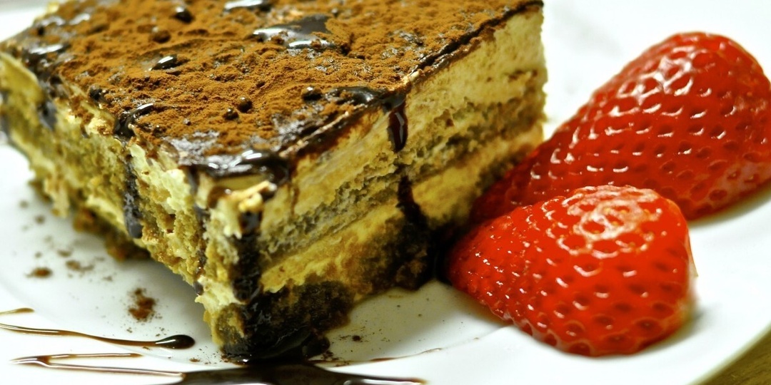 Десерт, для которого не нужна духовка: «ленивый» торт за 5 минут