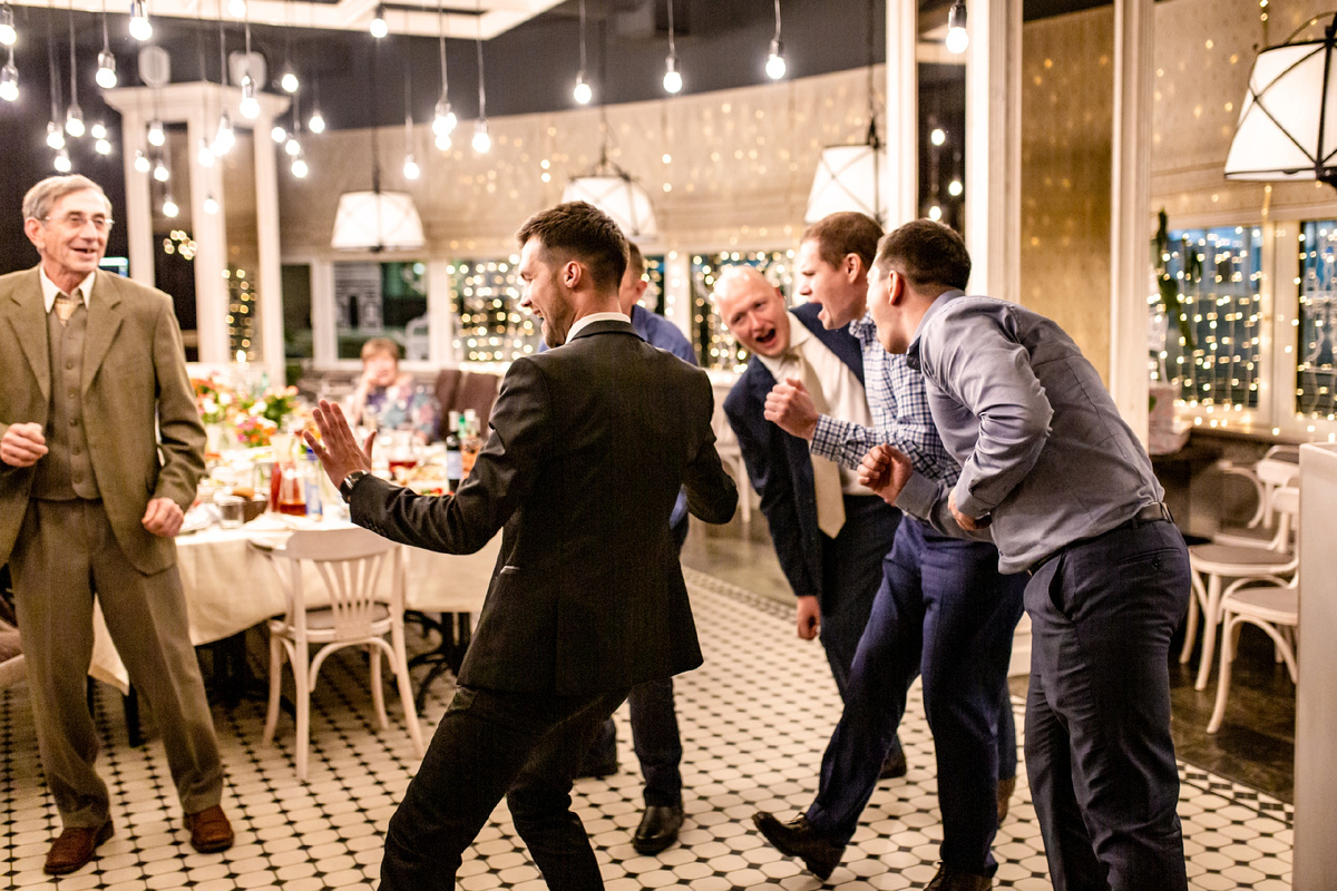 Ведущй на свадьбу в Санкт-Петербурге Александр Кузьмин