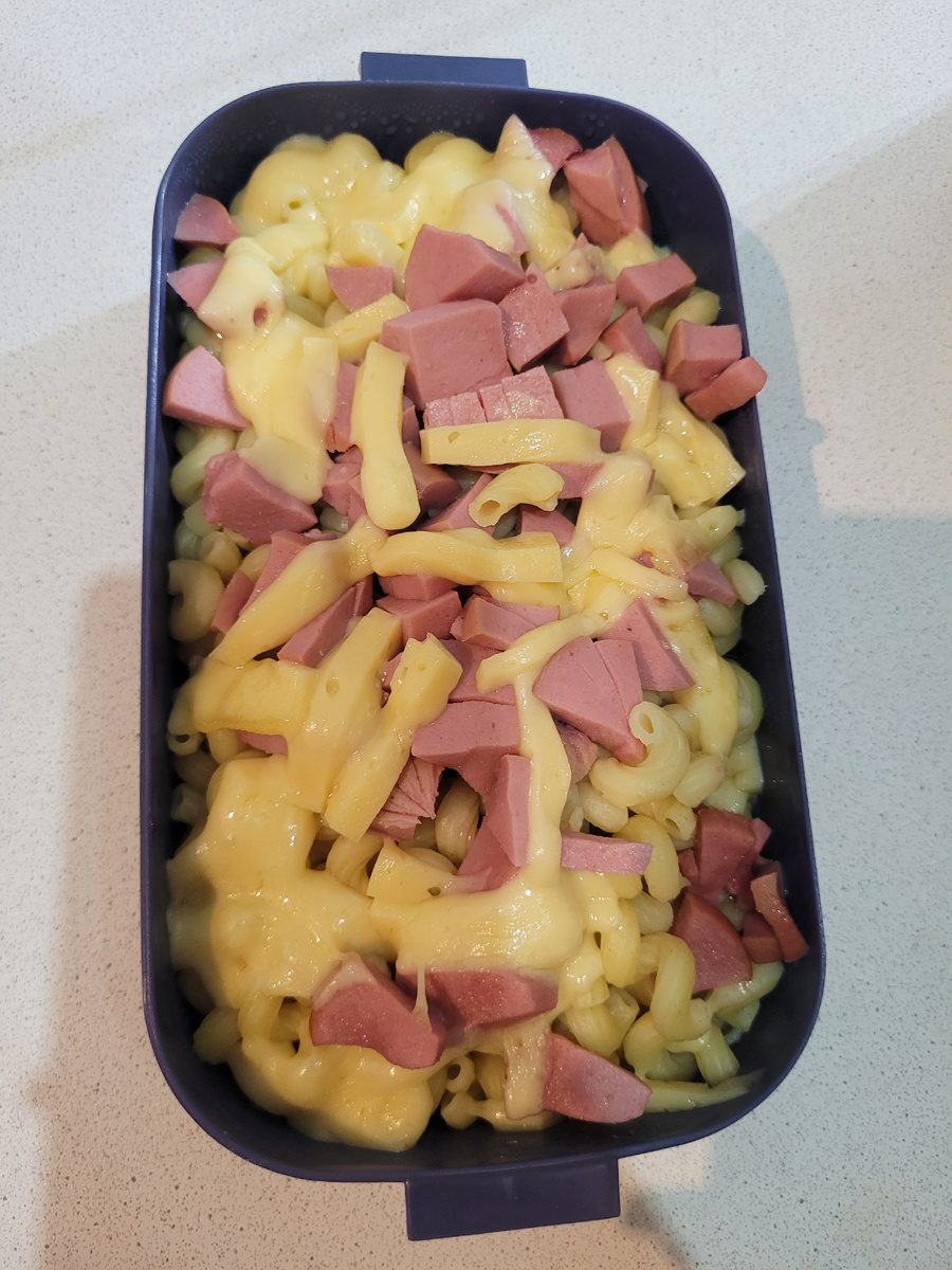 Самая вкусная пища детей. Макароны с 