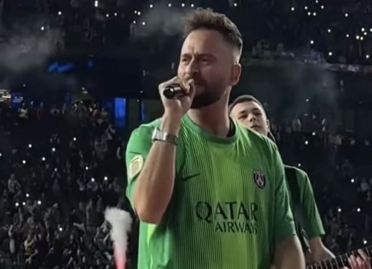     В Париже оценили появление певца Иракли в футболке Сафонова