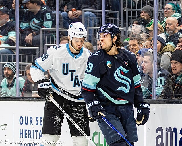 Михаил Сергачёв: защитник-бомбардир