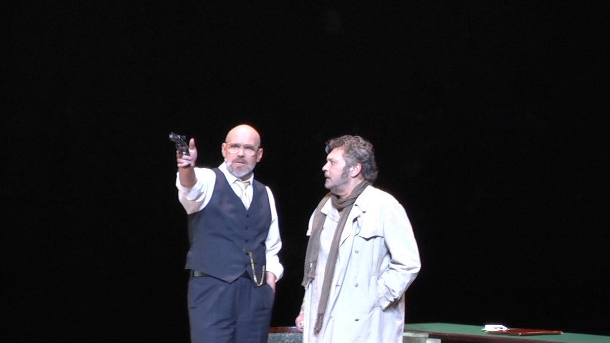 Сценра из свектакля. Фотографич из моего архива