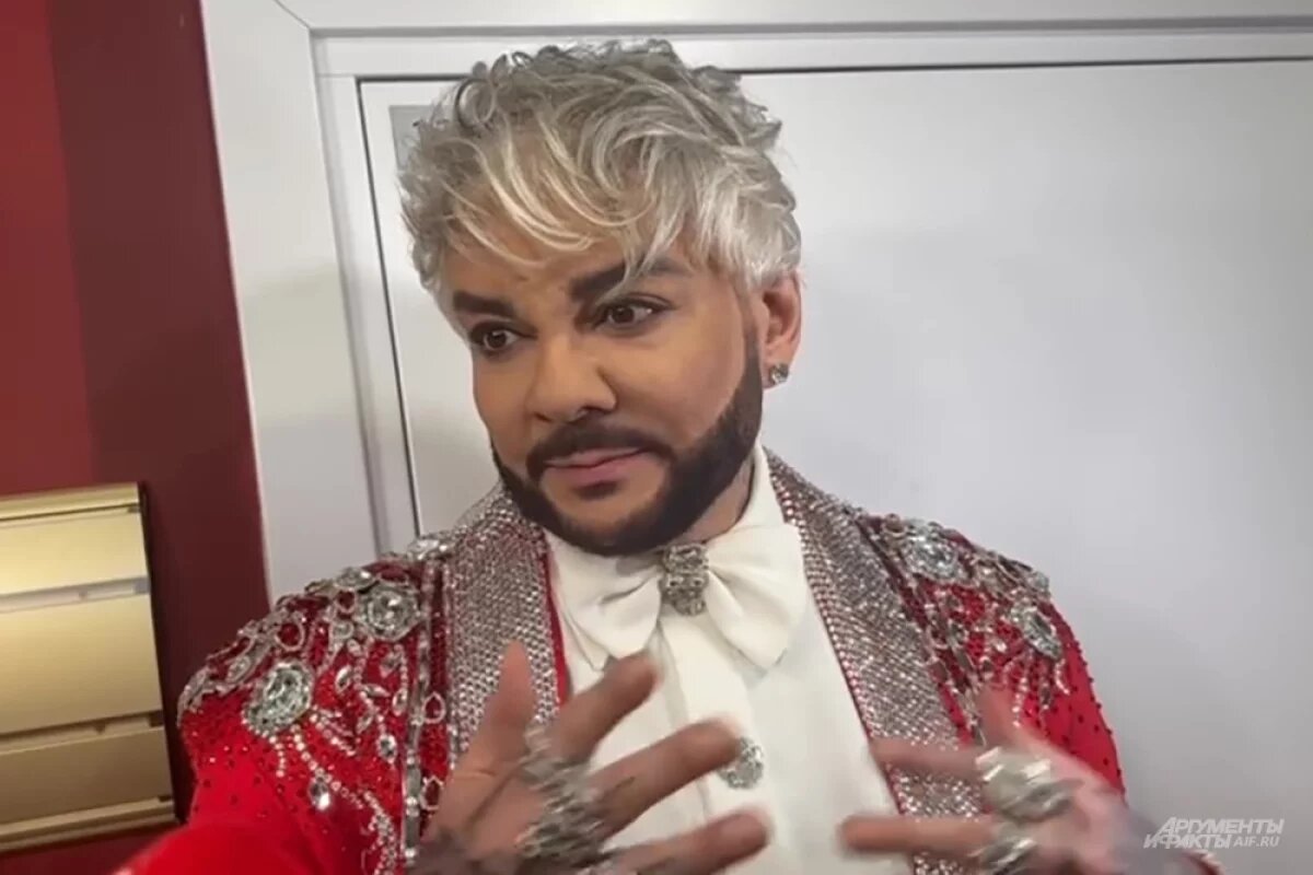    После курения Киркорова в аэропорту Барнаула полиция проводит проверку