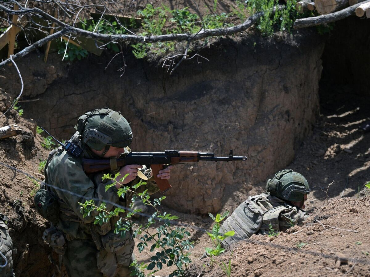 Военнослужащие в зоне проведения СВО | © РИА Новости / Евгений Биятов