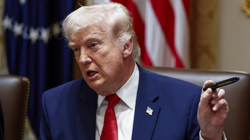    Фото: www.globallookpress.com/Will Oliver - Pool via CNP