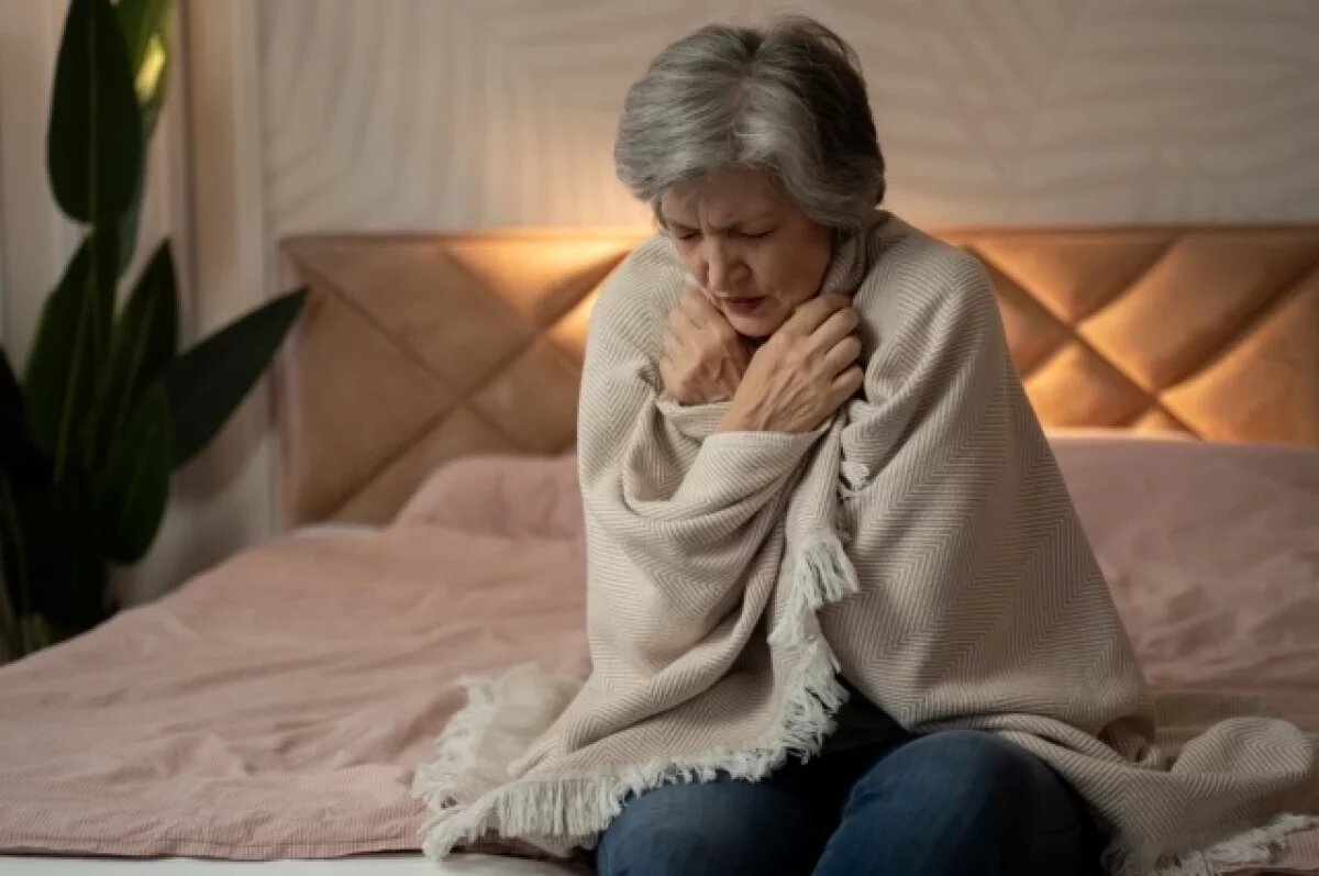    Онищенко оценил вероятность пандемии из-за нового варианта COVID «Цикада»