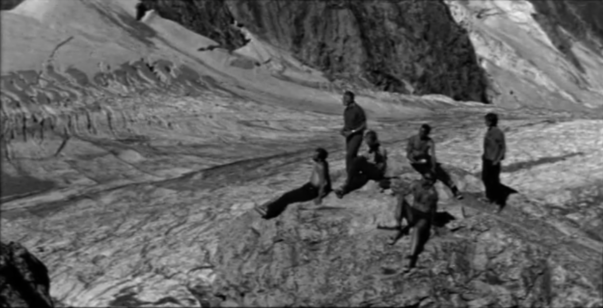 Фото: Кадр из к/ф «Вертикаль»/Режиссеры Станислав Говорухин, Борис Дуров/Одесская киностудия/1967 год