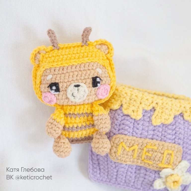 Плоские игрушки крючком. Медевежонок
