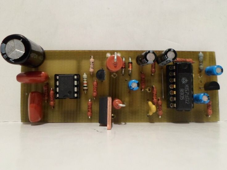 Эта маленькая платка и есть "ПИРАТ"