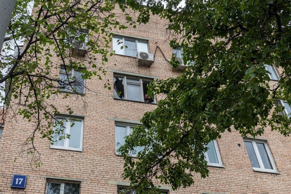   В Таганроге при атаке БПЛА пострадали 39 домов и три предприятия. Андрей АБРАМОВ