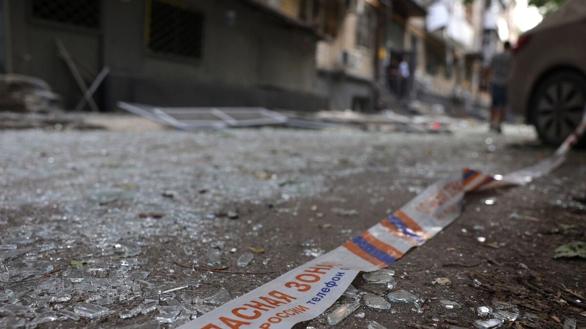    В Таганроге после атаки БПЛА повреждены 27 домов и 10 автомобилей   тг-канал Юрия Слюсаря