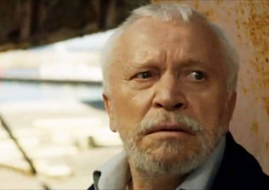    Виллен Новак в сериале "Пляж"Кадр из видео