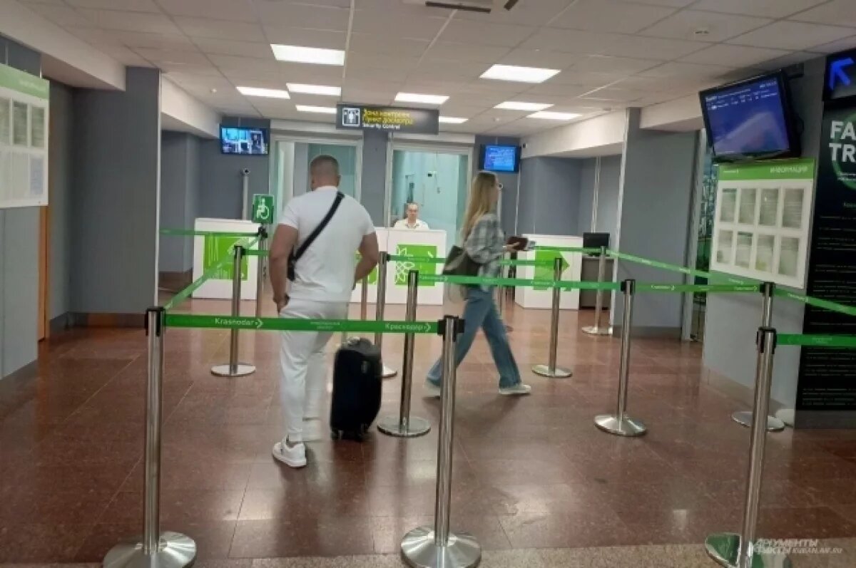    В аэропорту Краснодара сняты ограничения на прием и выпуск самолетов