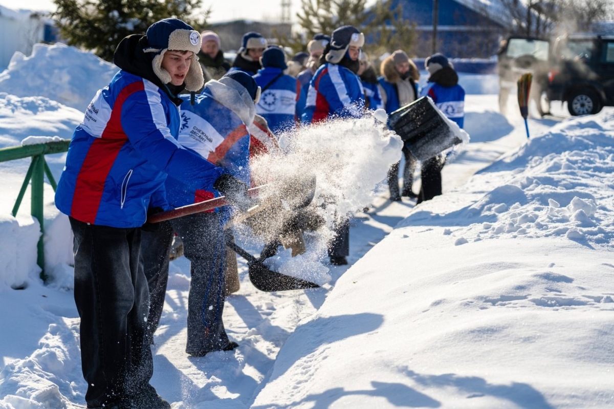    Бойцы стройотряда из Сургута помогли жителям Ханты-Мансийского района