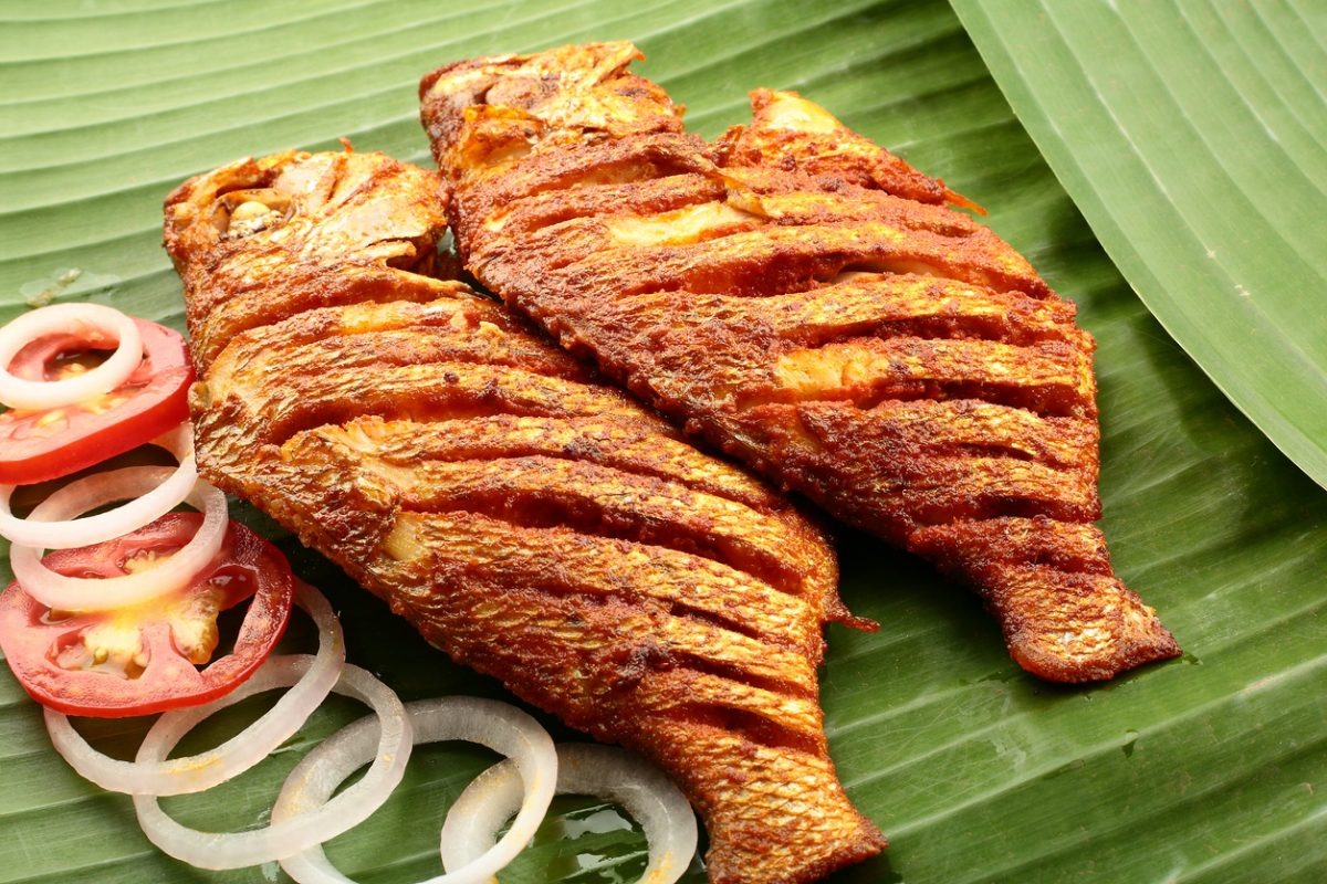 Фото с сайта: https://urobsisam.zoznam.sk/recepty/10-tipov-ako-si-doma-pripravit-perfektnu-rybu/attachment/fish-fry-served-on-banana-leaf