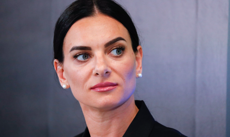 на фото Елена Исинбаева 