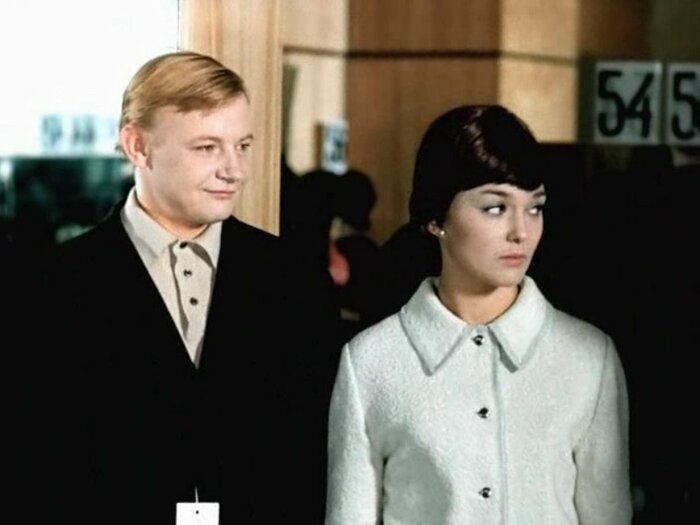 «Они зашли в номер вдвоём»: как жена Михаила Кононова застала его с Натальей Гвоздиковой на съёмках «Большой перемены»