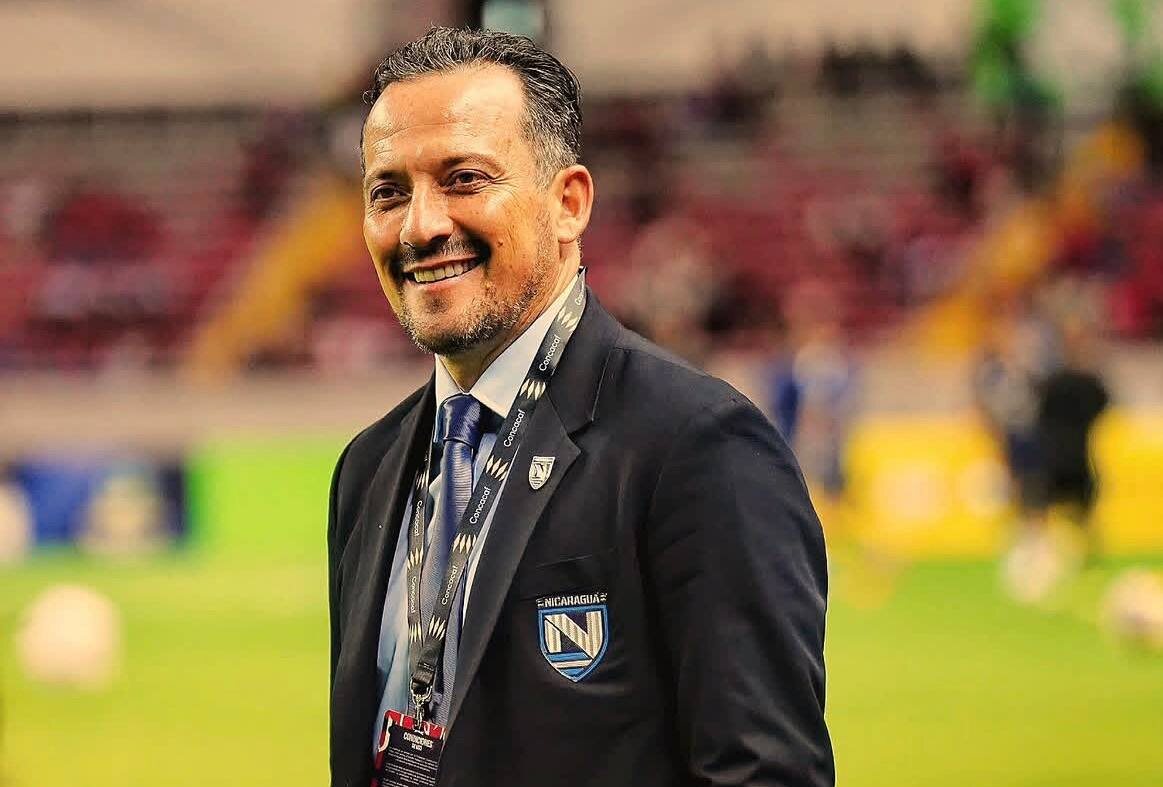     Хавьер Салинас, сборная Никарагуа по футболу