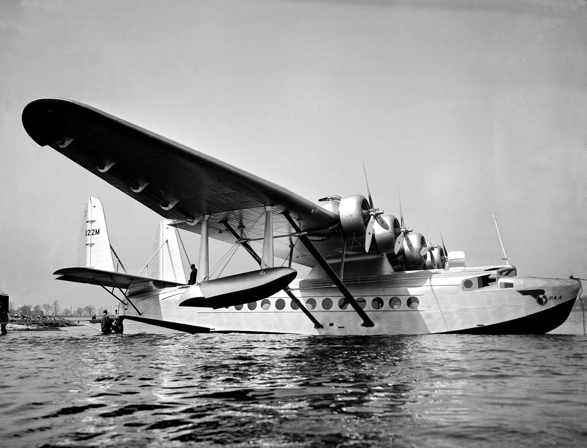    Летающая лодка Pan American Flying Clipper S-42