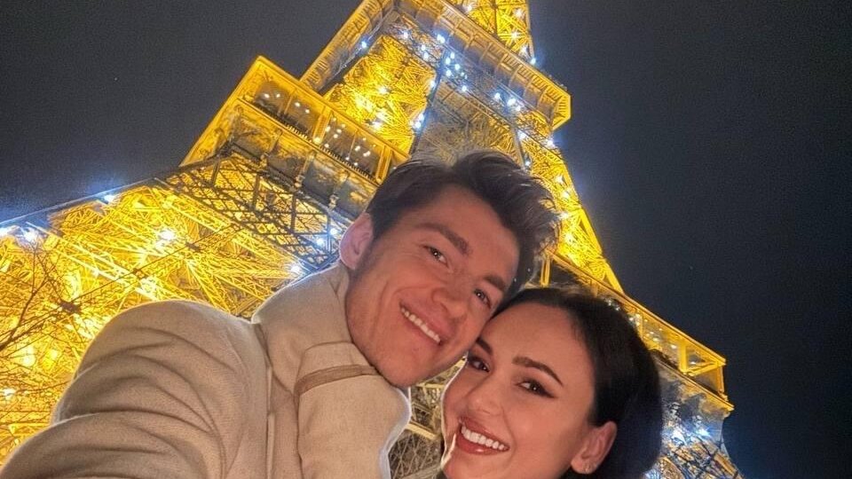 «Я искал тебя все годы»: Алексей Воробьёв тронул поклонников стихами к возлюбленной