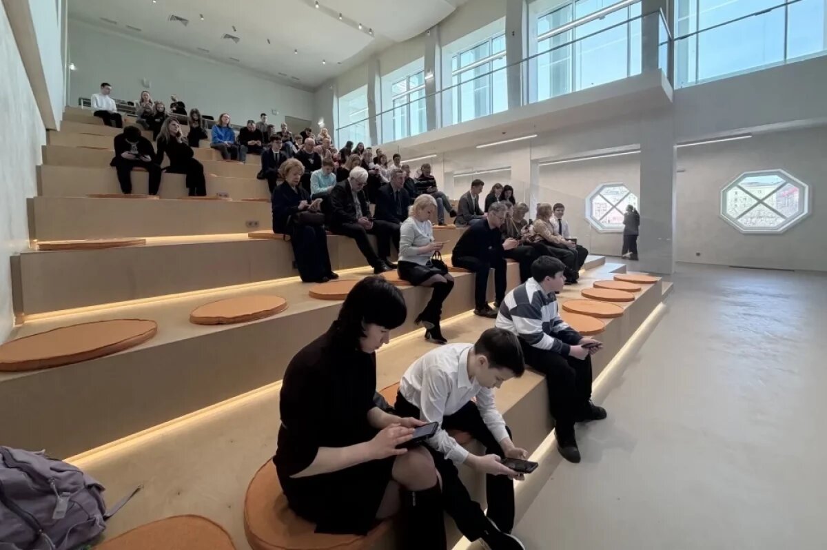    В Мурманске объявлен старт набора в Губернаторский лицей и Центр «Родина»