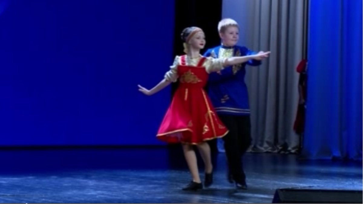    В Курском Областном Дворце молодежи прошел региональный этап конкурса «Хрустальные звездочки»