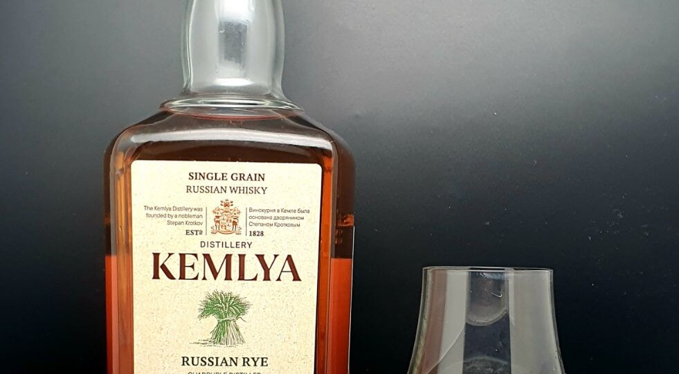 Новинка! Виски Kemlya Russian Rye: утренний драм понедельника