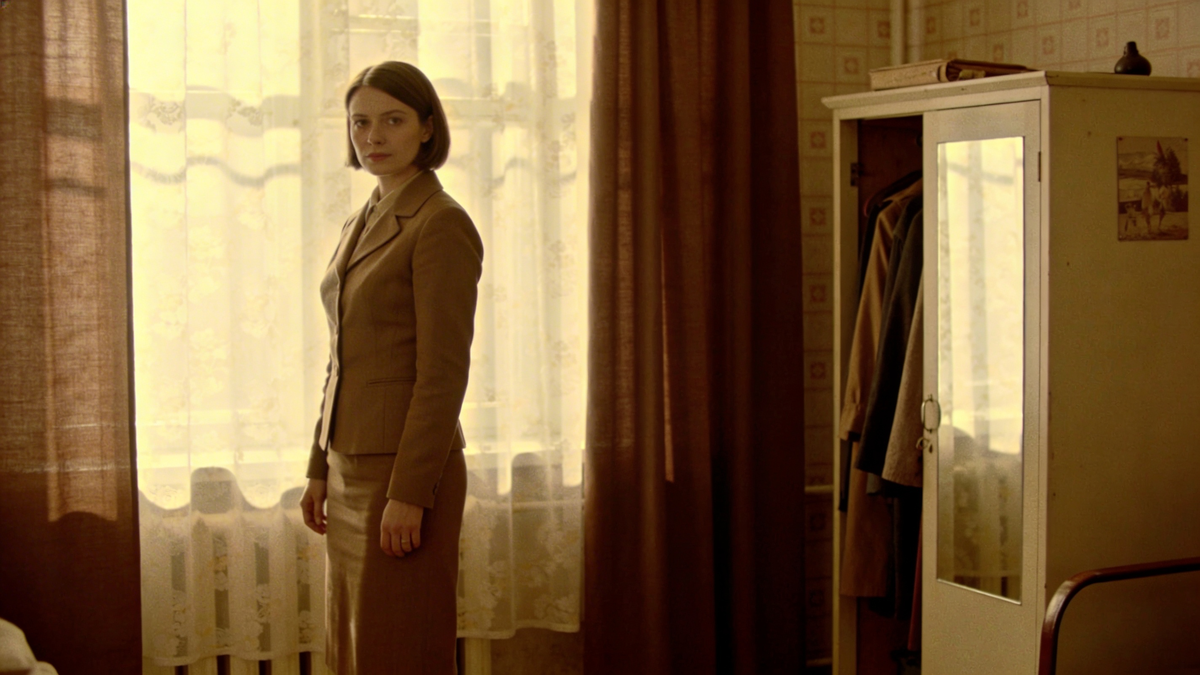 Советский гардероб 1970-х: минимум вещей, максимум сочетаний, единая цветовая палитра